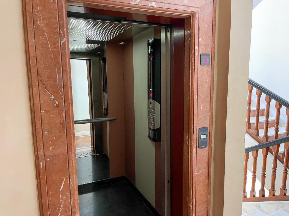 Appartement Chic Gueliz Plaza Avec Vue マラケシュ エクステリア 写真